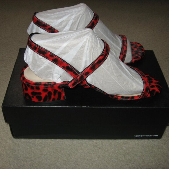 NEW Kenneth Cole Maisie Low Open Toe Block Heel Sandals Red Black Sz 9 NWT - Picture 3 of 8